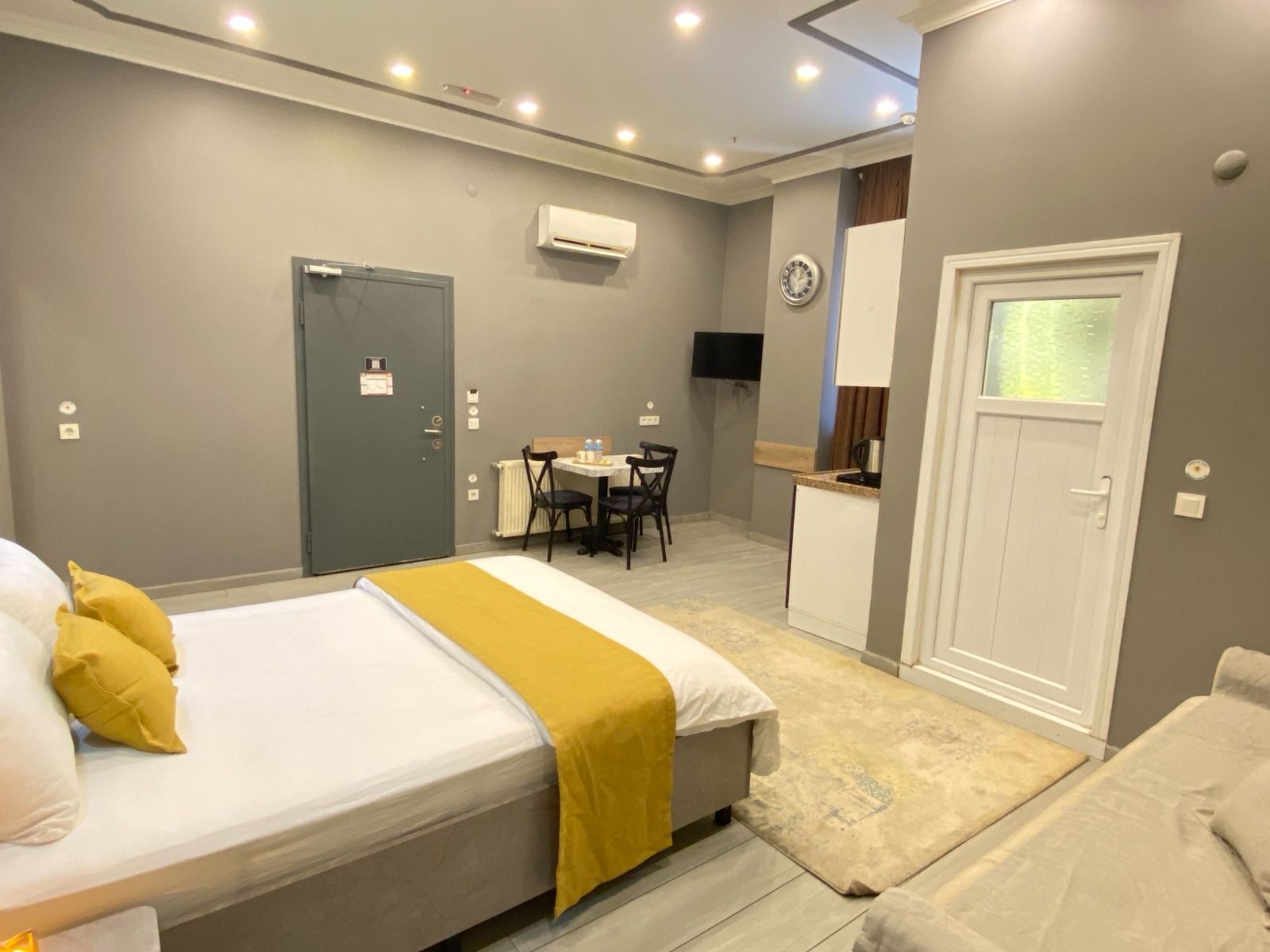 WhatsApp Image 2025-12-28 at 14.51.08 (1)