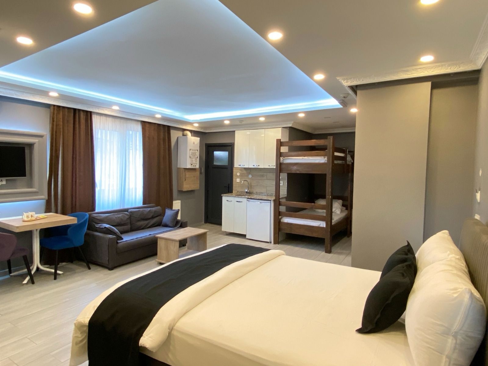 WhatsApp Image 2025-12-28 at 17.51.46